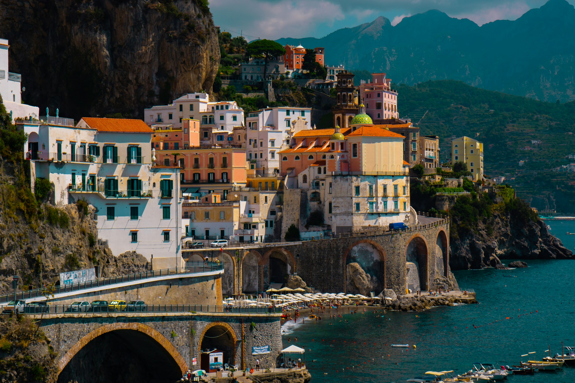 Amalfi Coast incentive travel experience overlooking colorful coastal buildings and the Mediterranean Sea